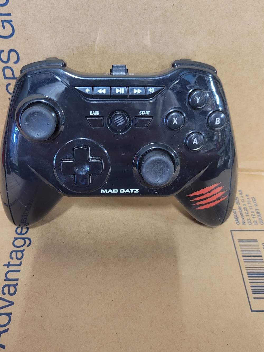 Mad Catz CTRLR Bluetooth Gaming Controller Model MCB32266 for PC Mac Android